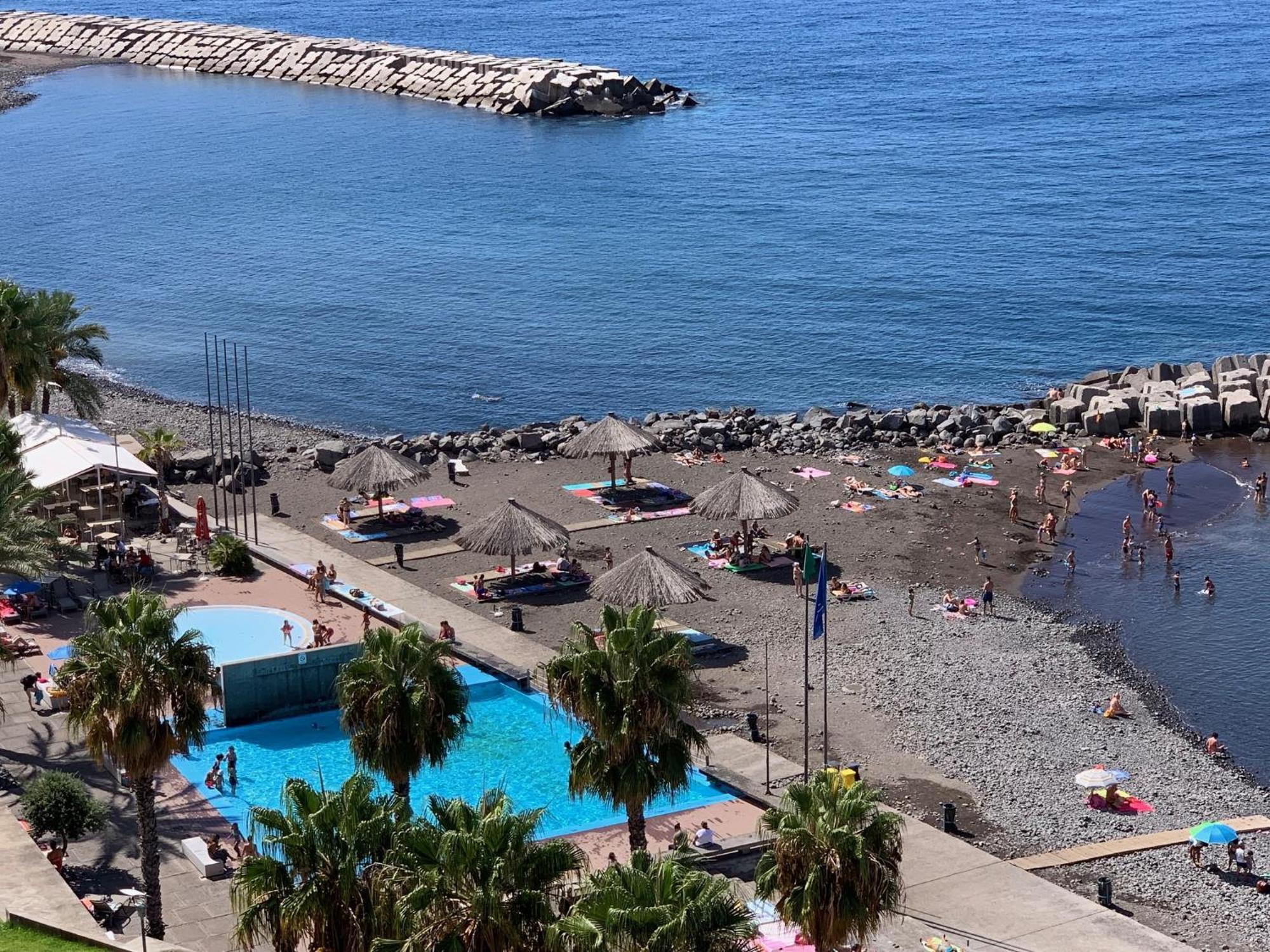فندق Vale Mar Guest ريبيرا برافا المظهر الخارجي الصورة